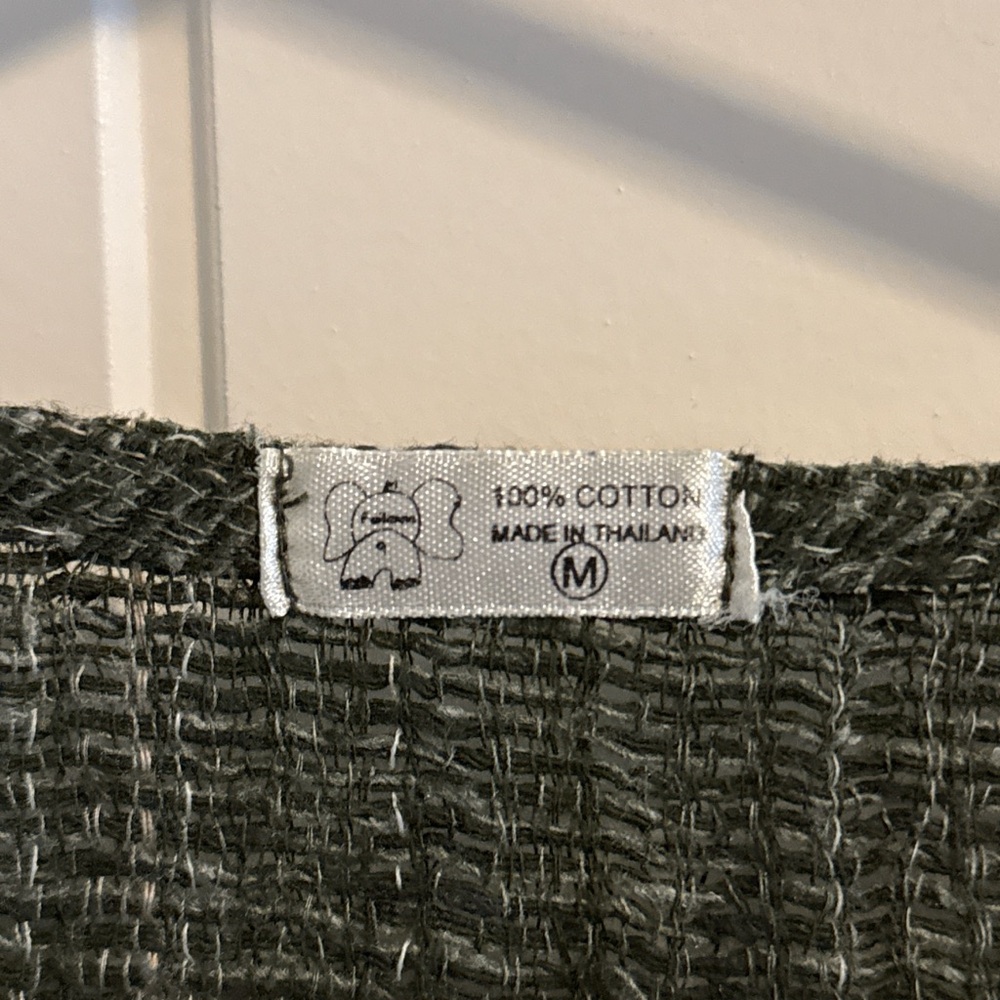 Women’s Green Cotton Shirt from Thailand - Picture 7 of 7
